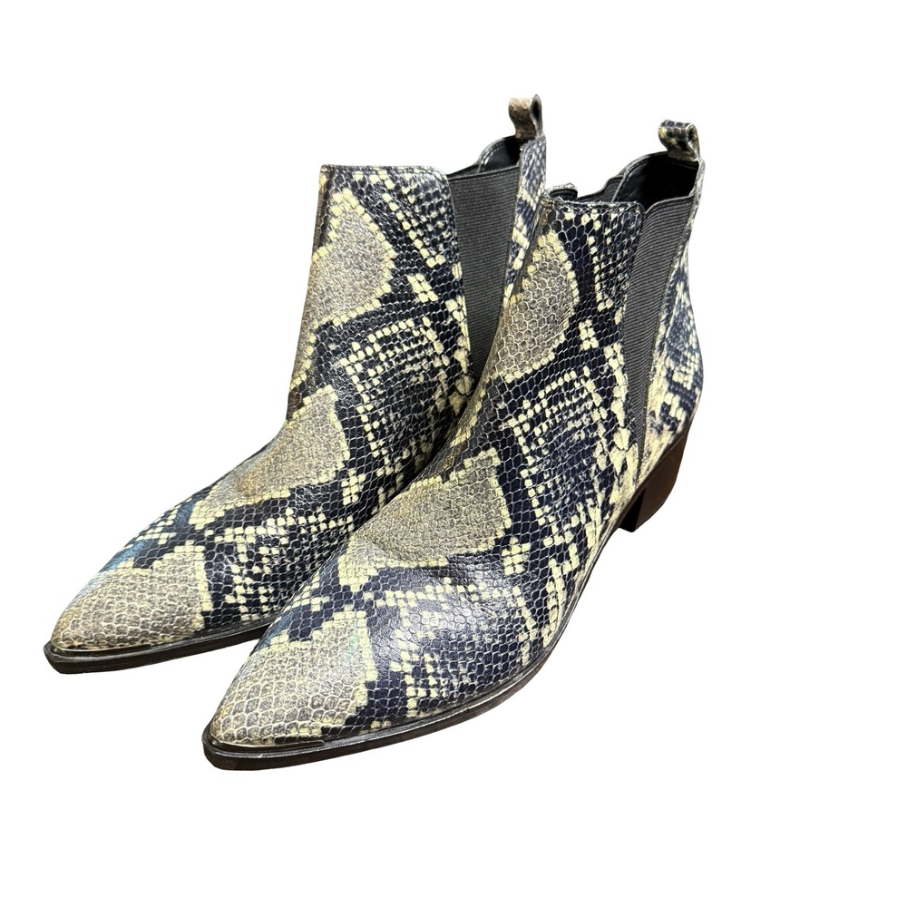 Marc Fisher LTD Yale Snakeskin Chelsea Boots Pointed Toe Ankle Booties Cream 8M‎